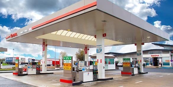trouver_une_station_service