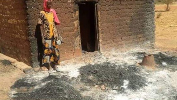 attaque-djihadiste-centre-Yeremakono-niono-terroriste-tuerie-peulh-mort-kamikaze-rescape-incendie-maison-case-600x338