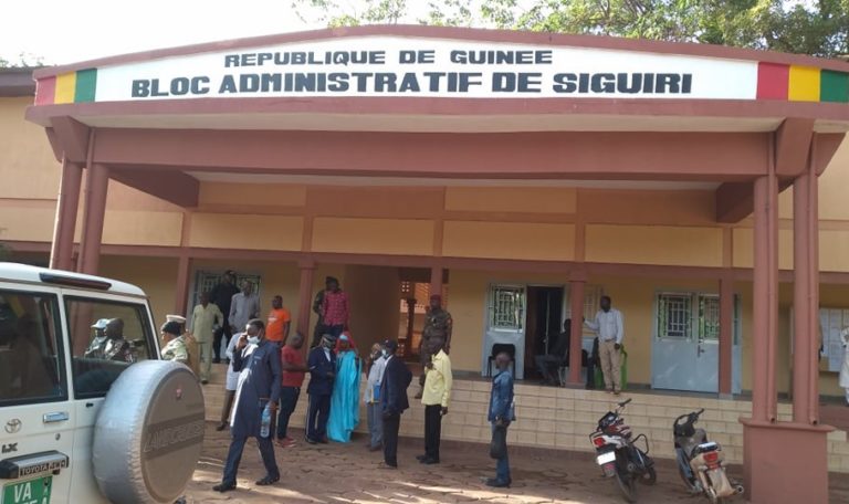 Bloc-administratif-Siguiri-768x456
