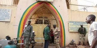 Mali : un Guinéen décède en prison