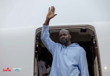 Guinée : le président Mamadi Doumbouya quitte Conakry pour un congé annuel en Grèce